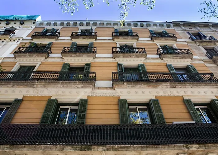 Born (adults Only) * Barcelona