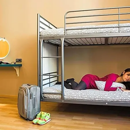 Born (adults Only) Hostel